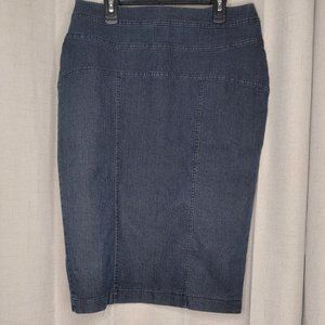 Focus 2000 Size 8 Denim Skirt